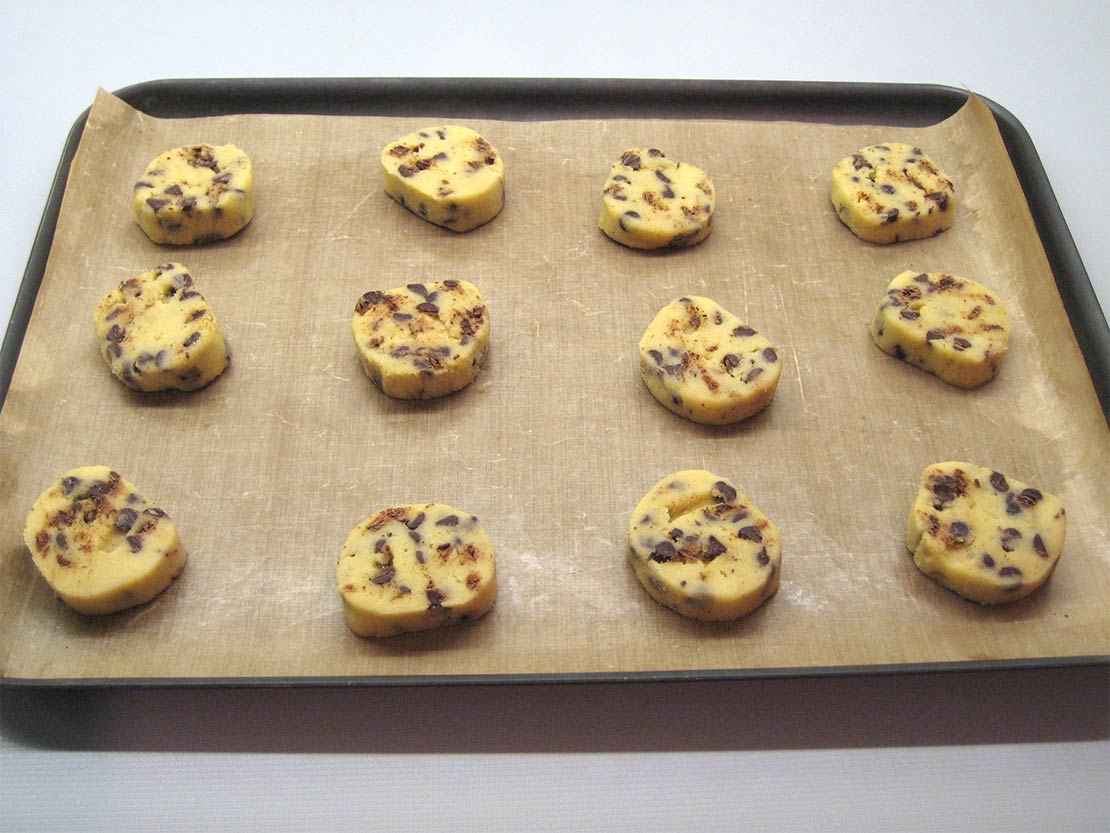the cookies on a baking tray