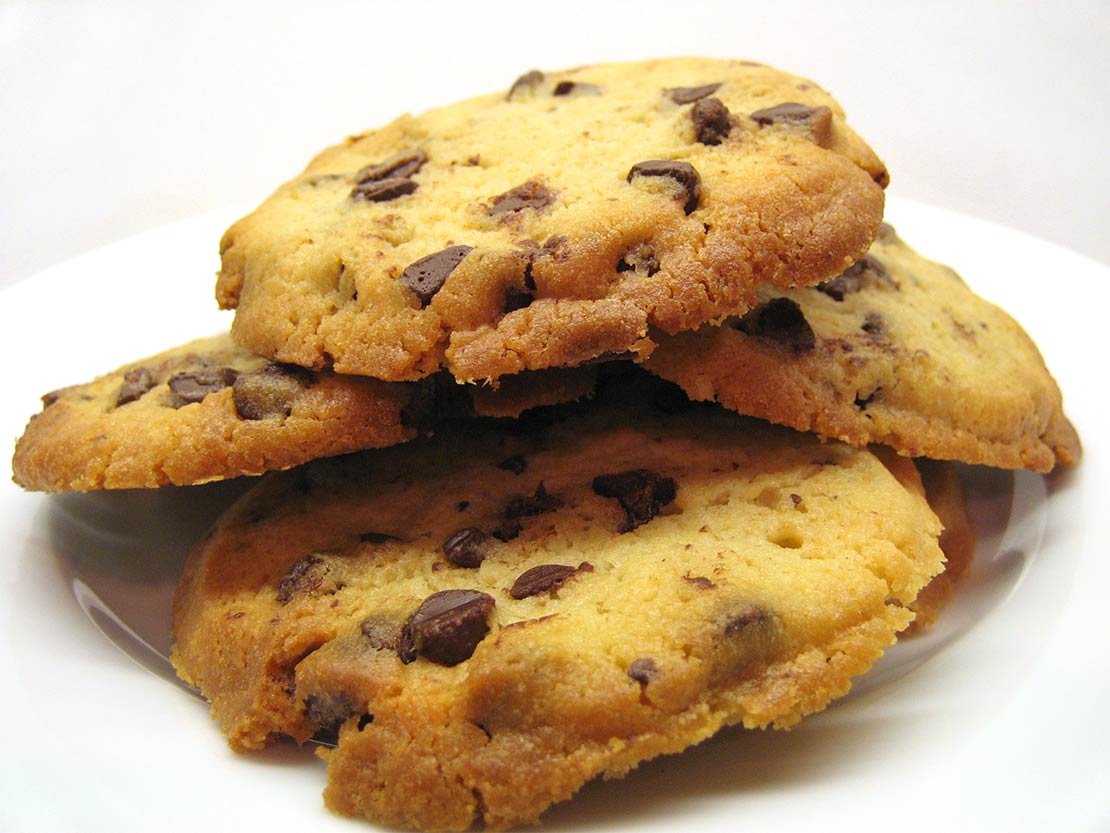 the finished chocolate chip cookies