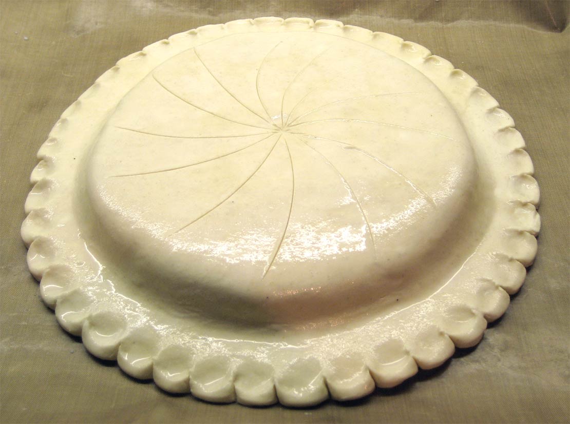 glazing the epiphany cake