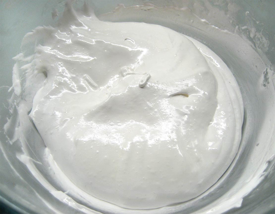 the whisked egg whites and sugar
