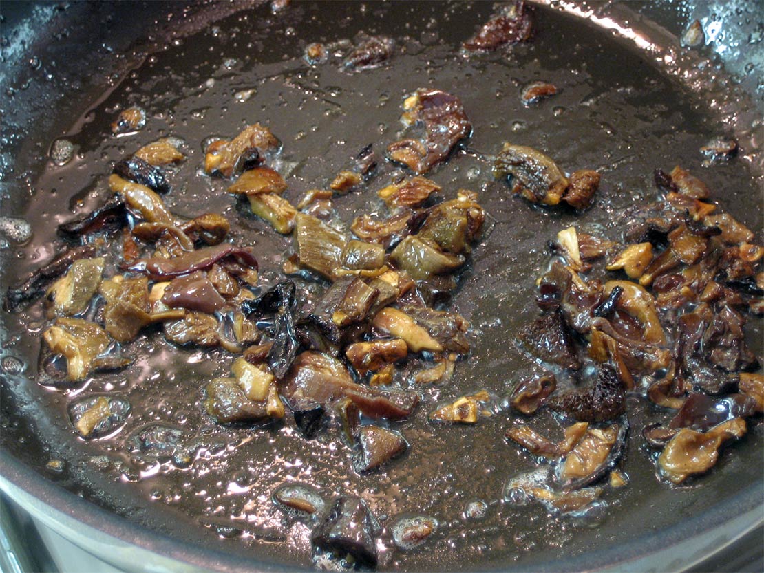 frying the remaining dried mushrooms