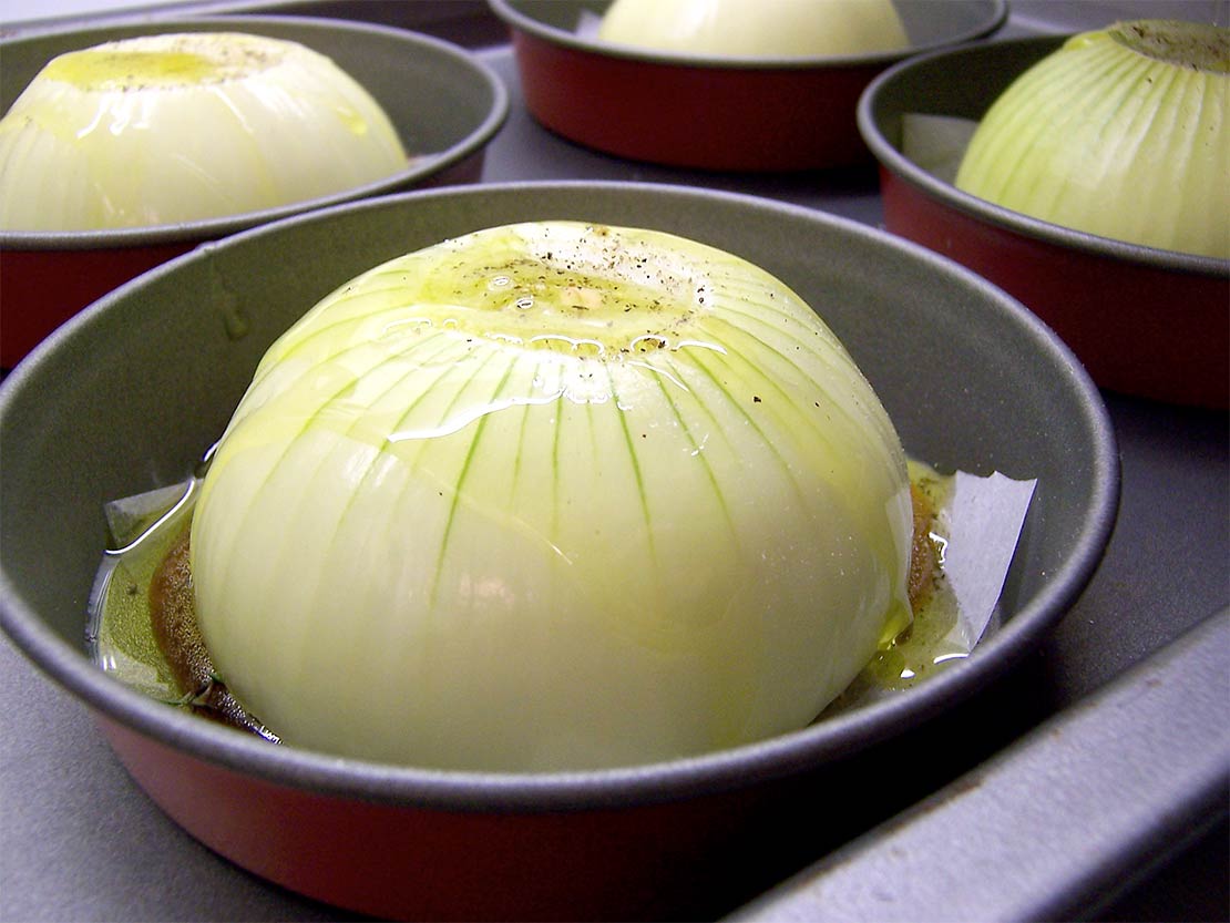 the onion in the tins