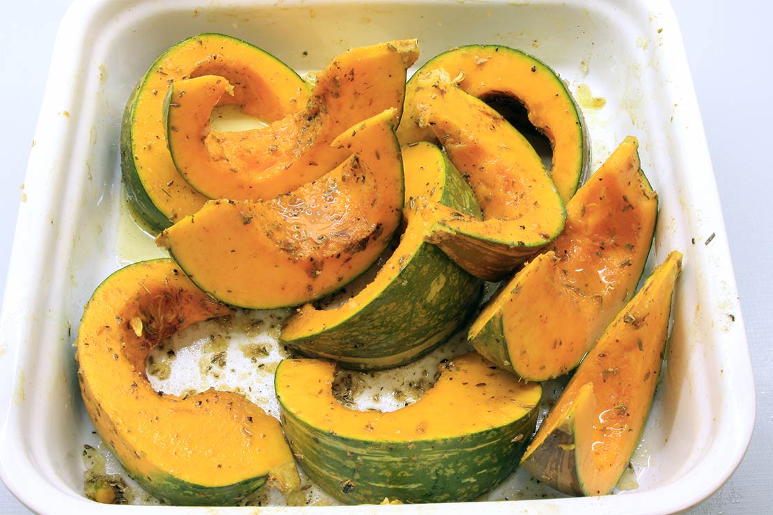 coating the squash in the spices