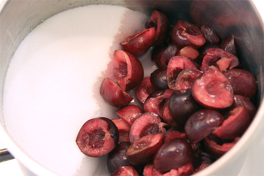 the cherry compote ingredients