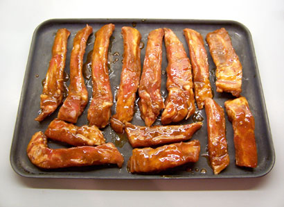 ribs on the baking tray