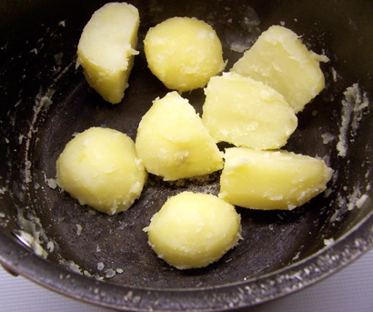 fluffing the potatoes